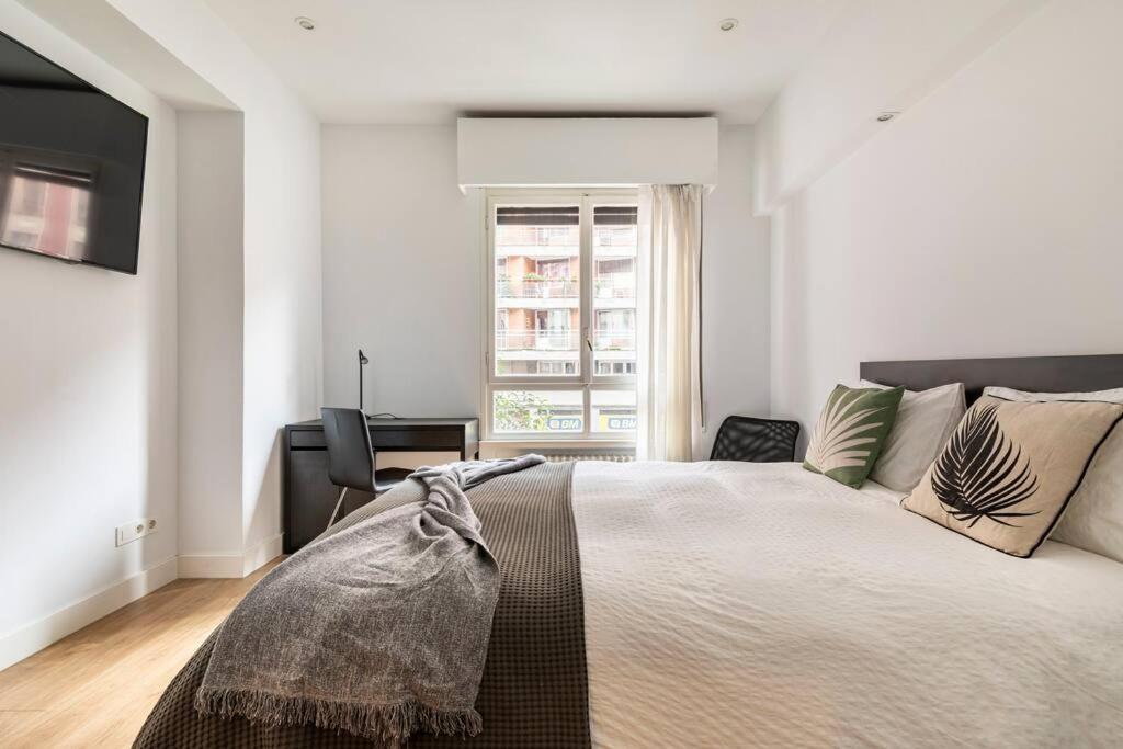 Bilbao City Center By Biscay Apartments Buitenkant foto